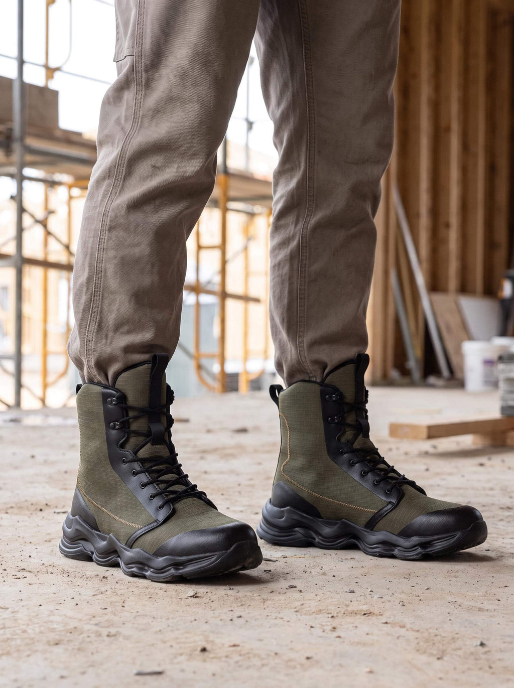 Lightweight Steel-Toe High-Top Work Boots