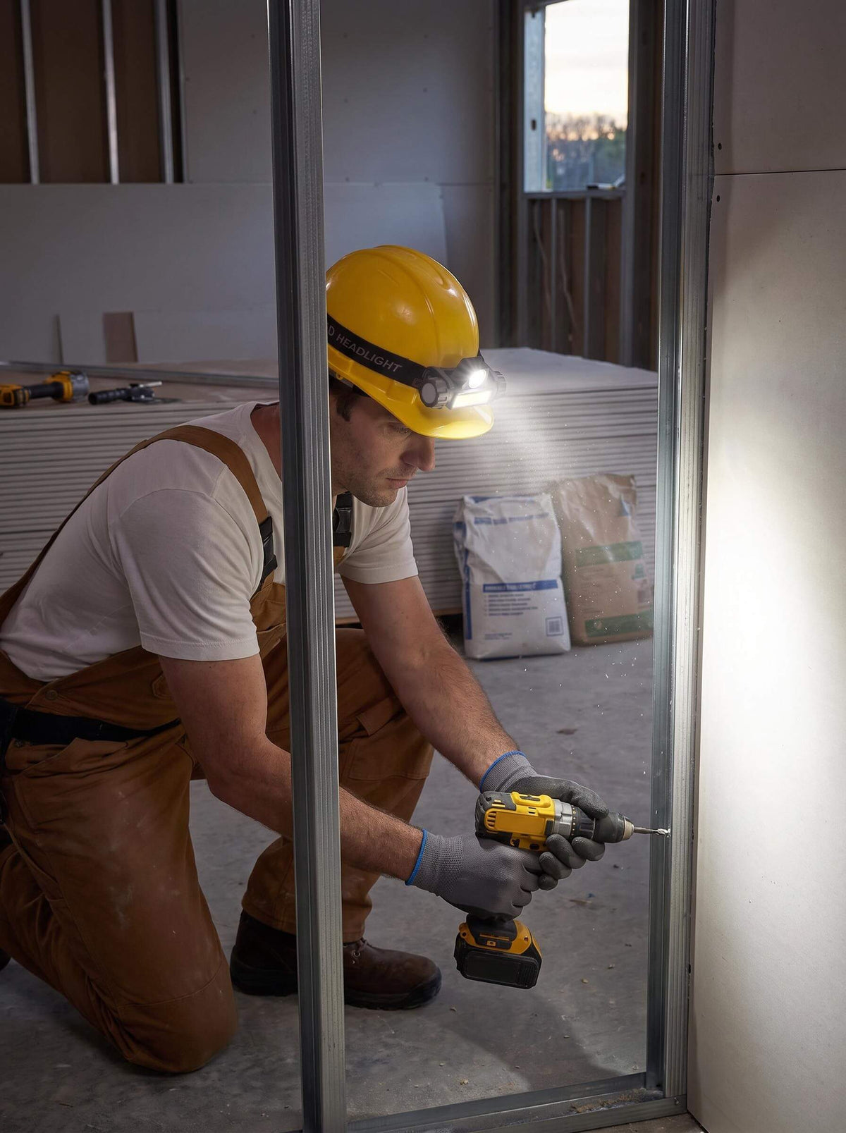 Rechargeable Magnetic Work Headlamp with 90° Adjustable Aim