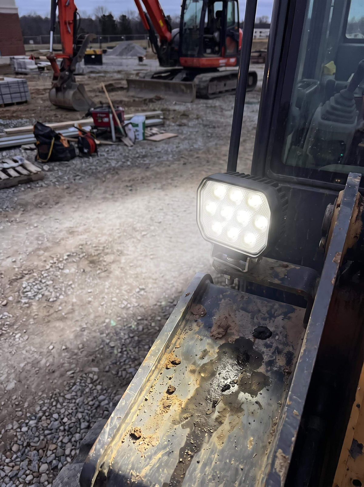 12–24V IP67 7500-Lumen LED Flood Work Light